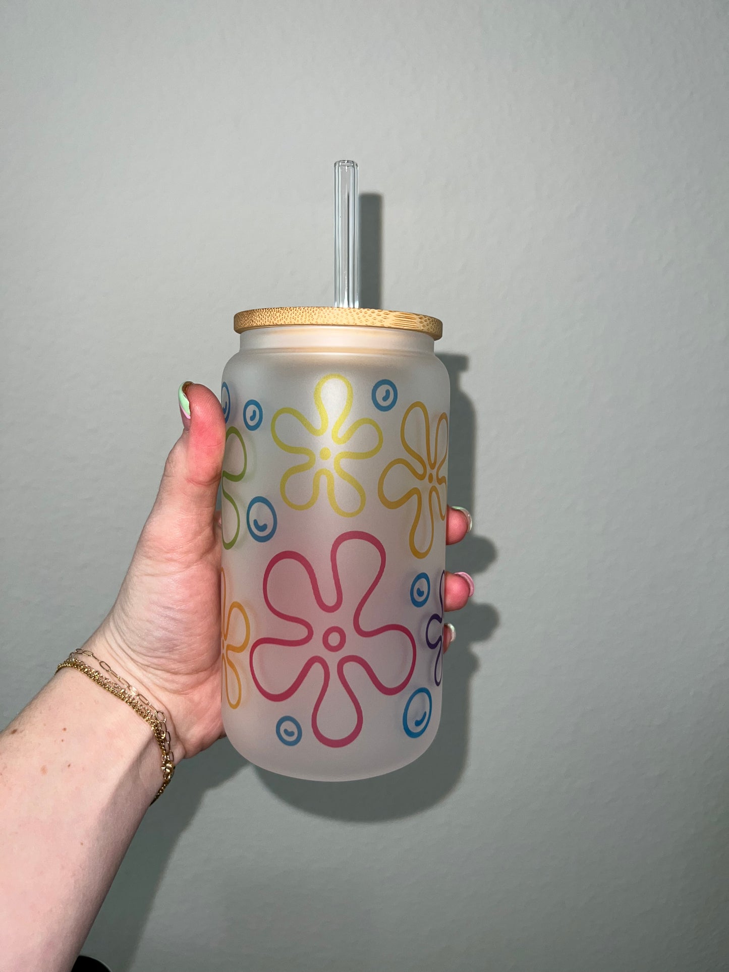 Bikini Bottom Flowers Soda Can Glass
