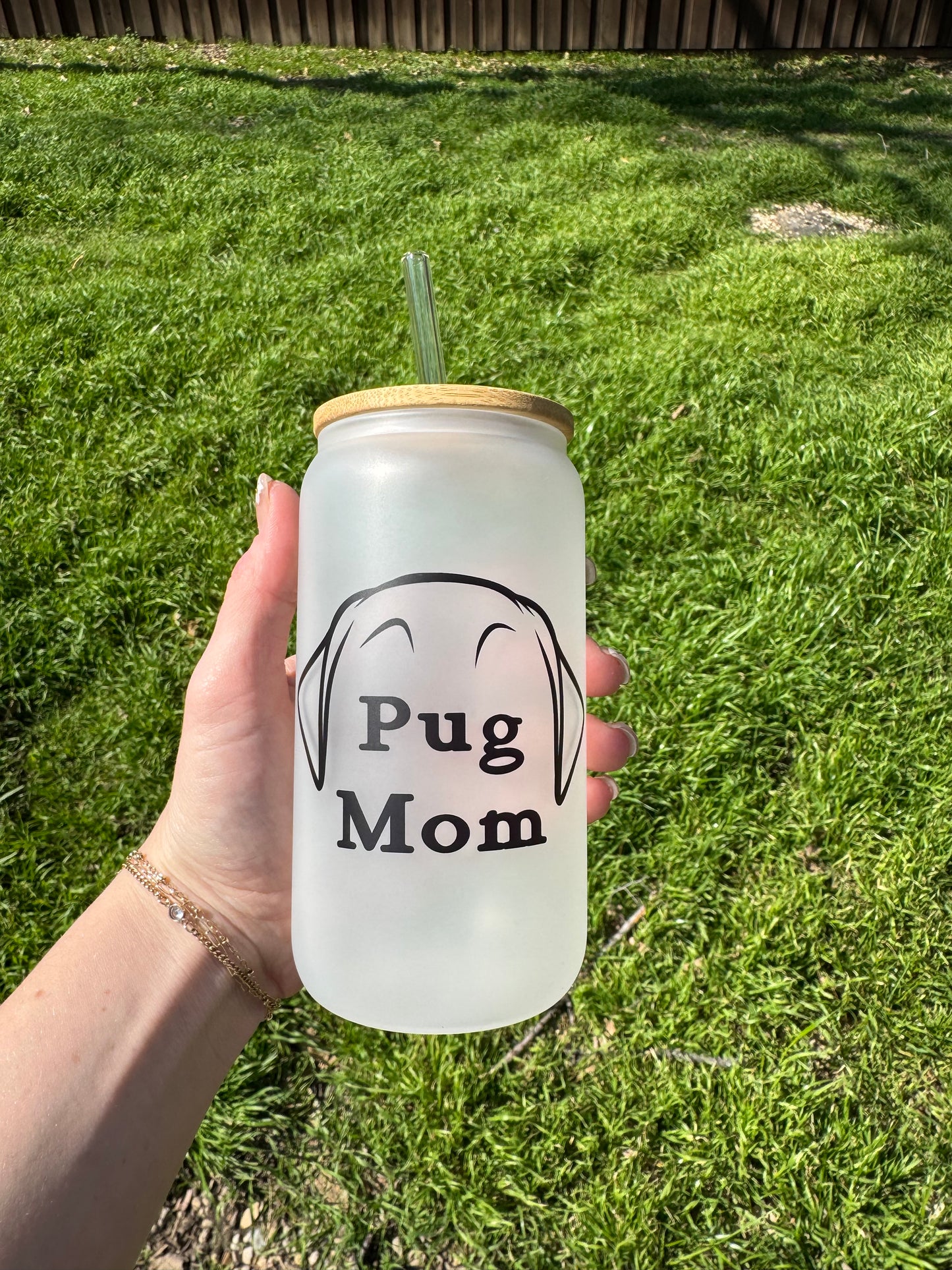 Pug Mom Soda Can Glass