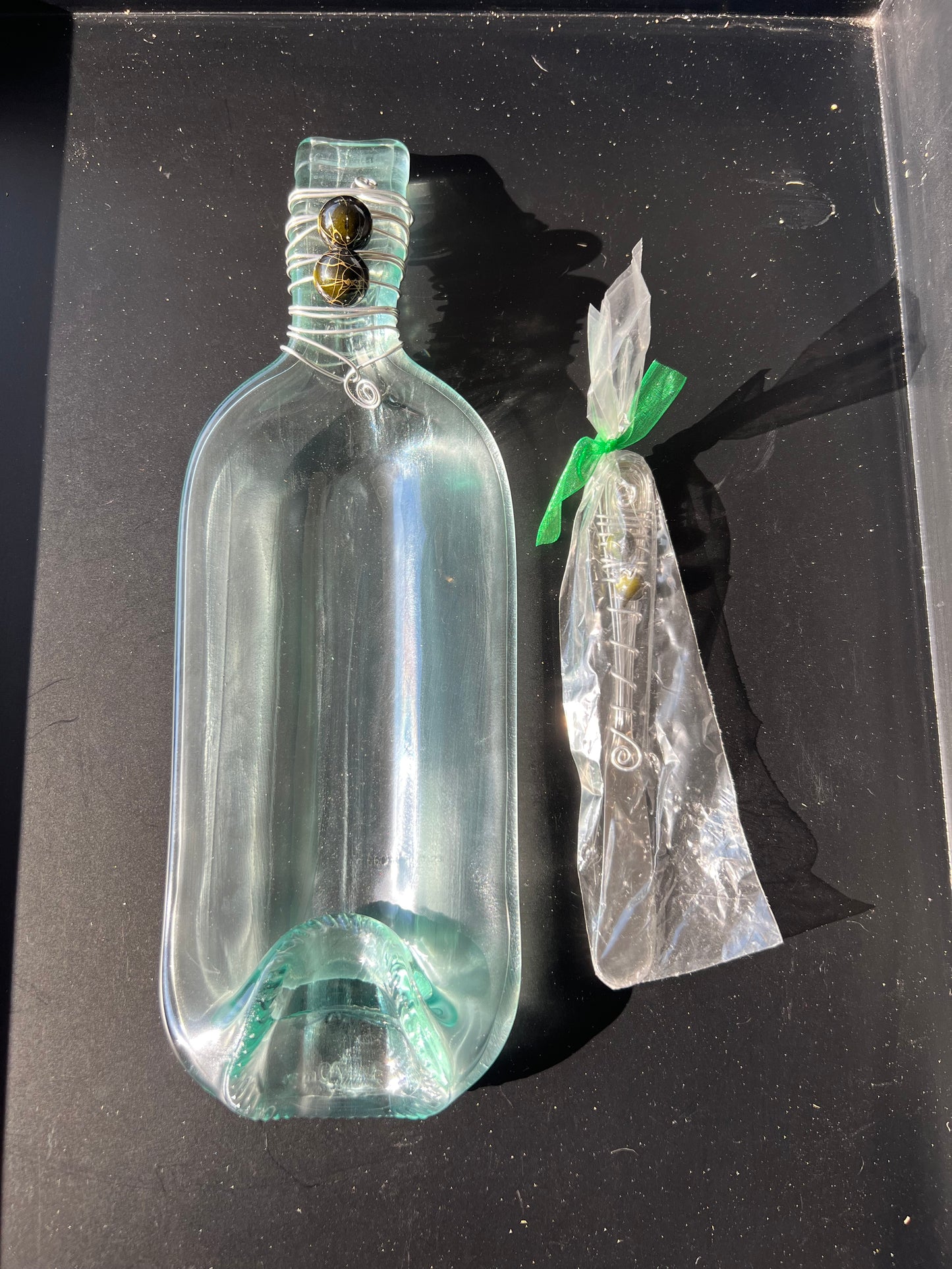 Scooped Melted Bottle- Dark Green and Gold