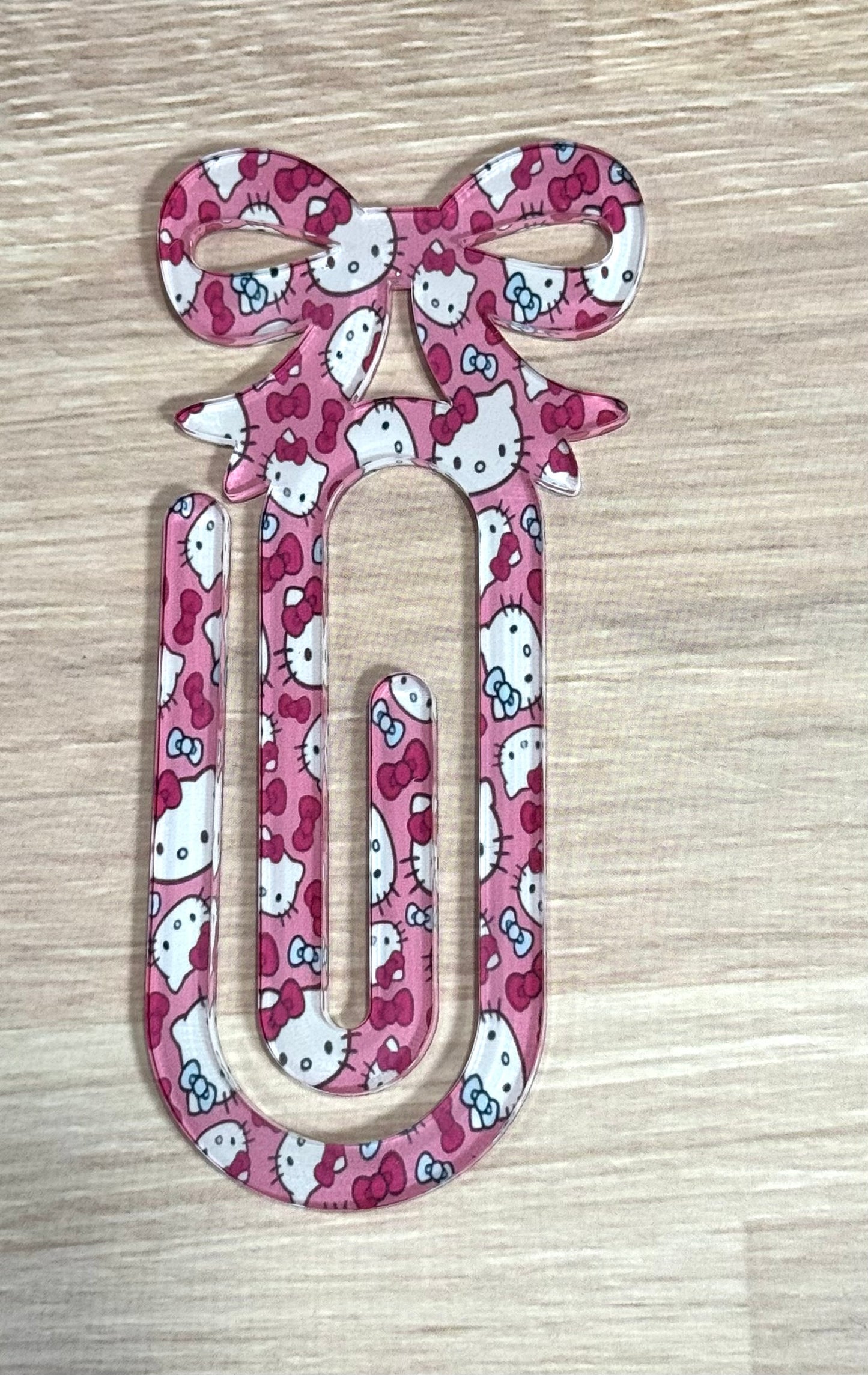 Kitty & Hearts Acrylic Bow Jumbo Paperclip