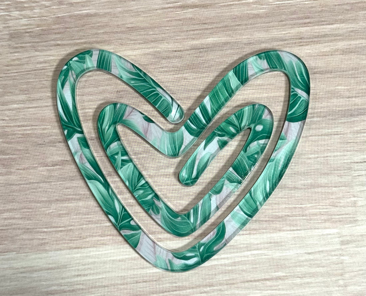 Tropic Leaf Acrylic Heart Paperclip