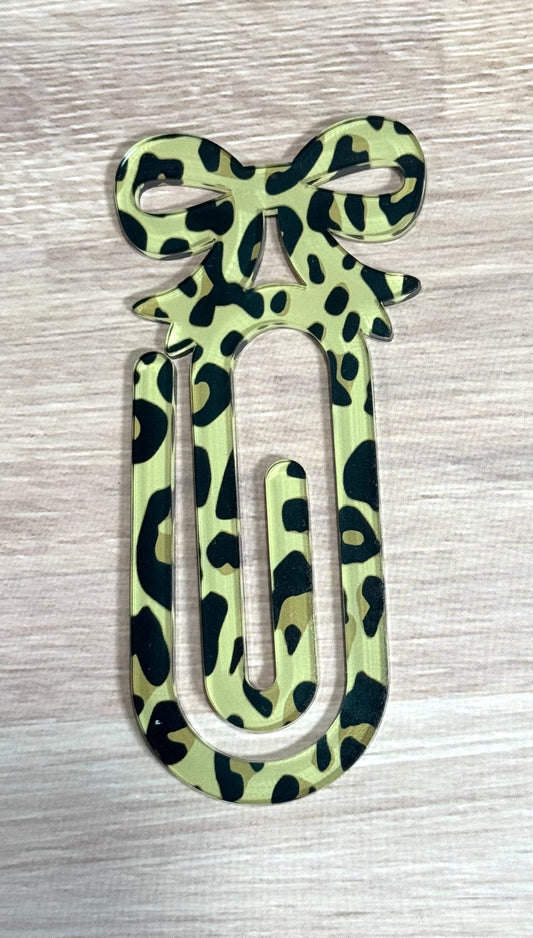 Leopard Acrylic Bow Jumbo Paperclip